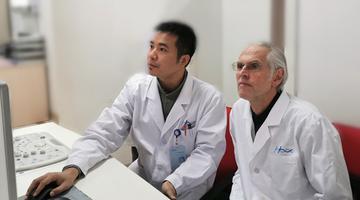 赞比亚驻华大使到访并了解海扶刀®设备临床应用